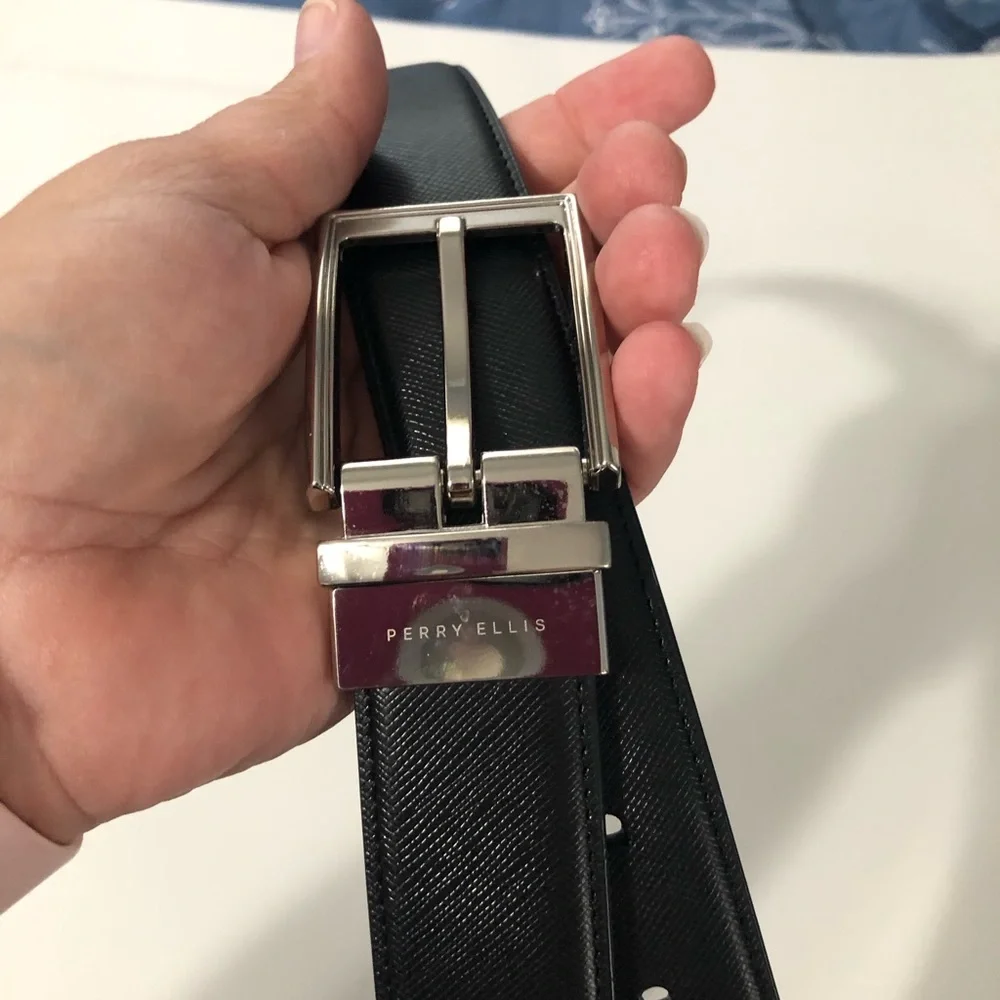 Perry Ellis reversible belt black or brown leather silver tone buckle‎